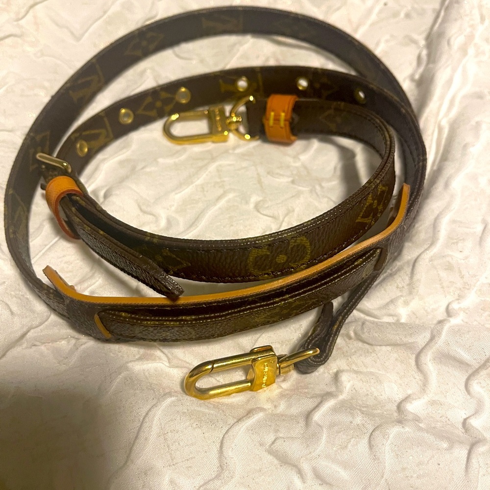 Louis Vuitton Crossbody strap